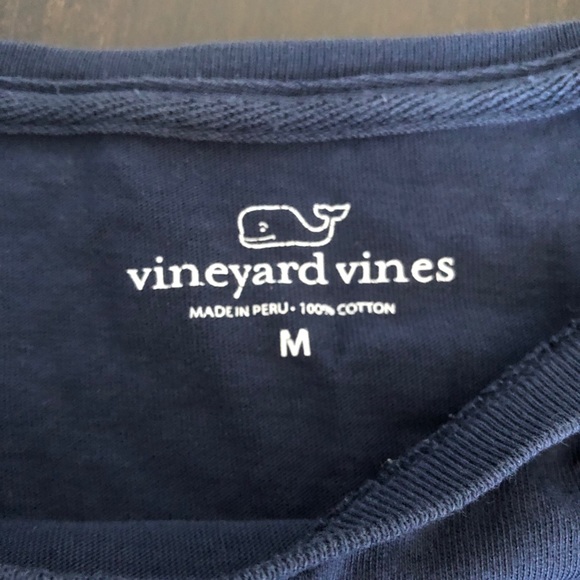 Vineyard Vines navy long sleeve. Size medium - Picture 3 of 3